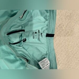 Men’s Nike aeroswift running shorts size M